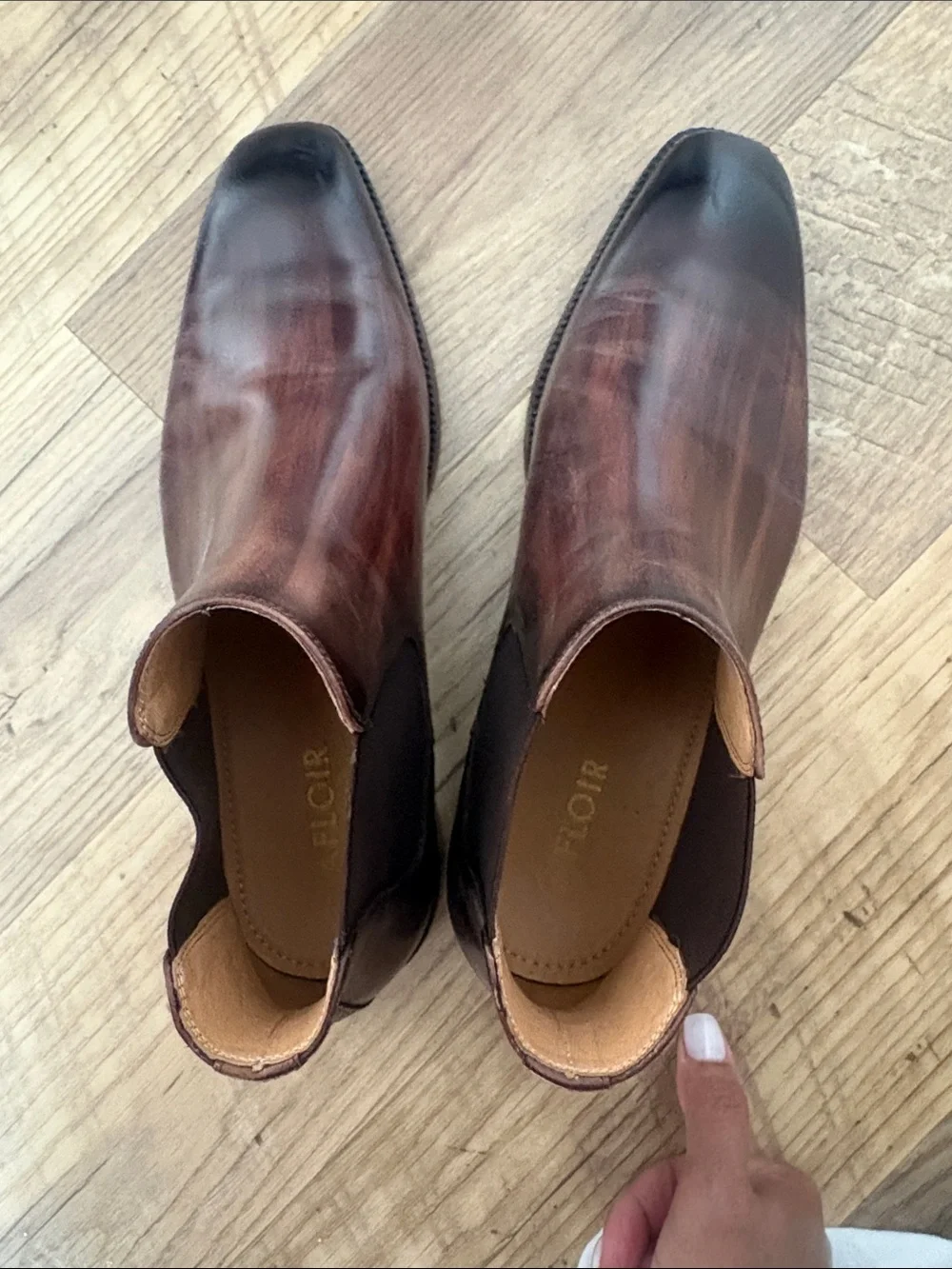 Men's Tobacco Brown Leather Chukka Boots with Elastic Side Panels